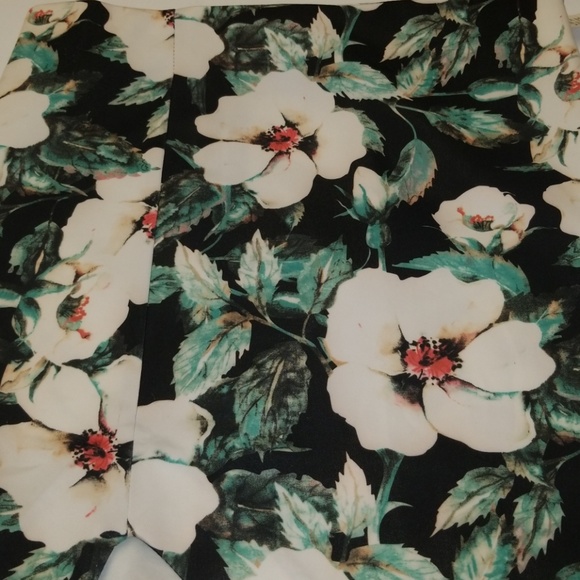 Bodycon Skirt - Picture 5 of 8